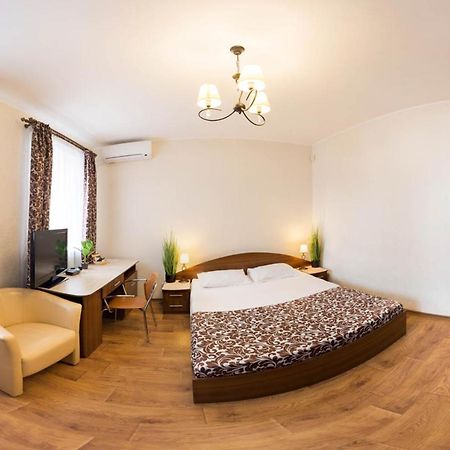 Studio In The City Center - Kravtsova Lane 13B-6 Kharkiv Extérieur photo